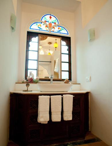 Neemrana'S Ishavilas *